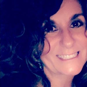 Meet your Posher, Tina